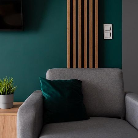 브로츠와프 Uroczy Apartament Obok Sky Towera 아파트 외부 사진
